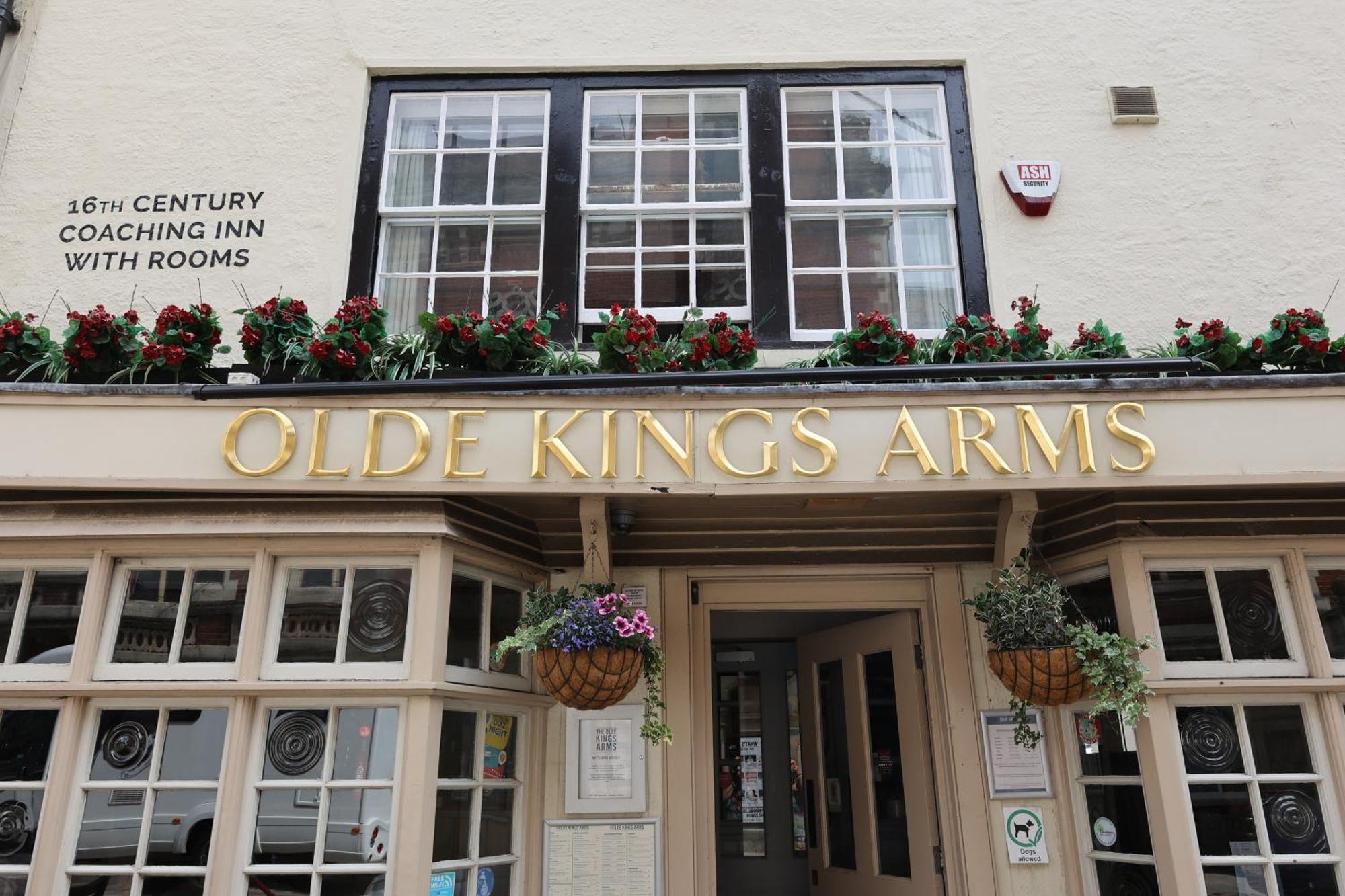 The Olde Kings Arms Hotel Hemel Hempstead Exterior photo